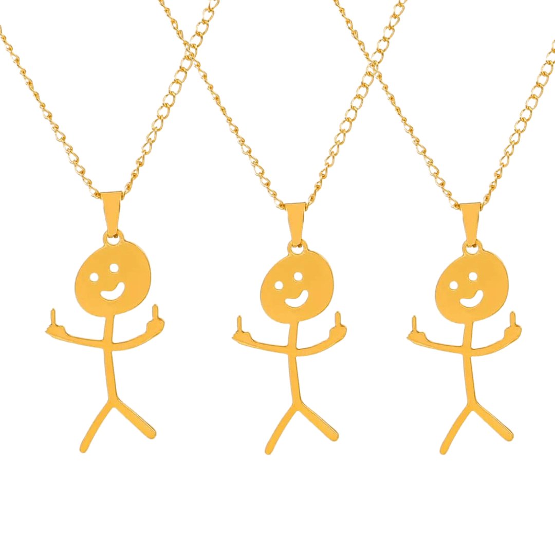 tre guldfärgadee sträckgubbar med den guldfärgade kedjan och den vita bakgrunden | hängets längd storlek 5,5 cm